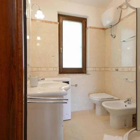 Prázdninový dům 1 Bedroom Beautiful In Costa Rei